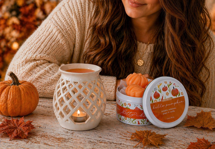 Hello Pumpkin Wax Melts, hand-poured wax melts from Betty Blu
